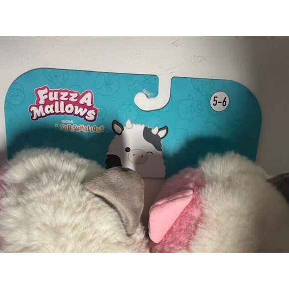 NWT Squishmallows Slippers Women’s size 5-6 Karina the Cat New Fuzzamallows - Picture 6 of 11
